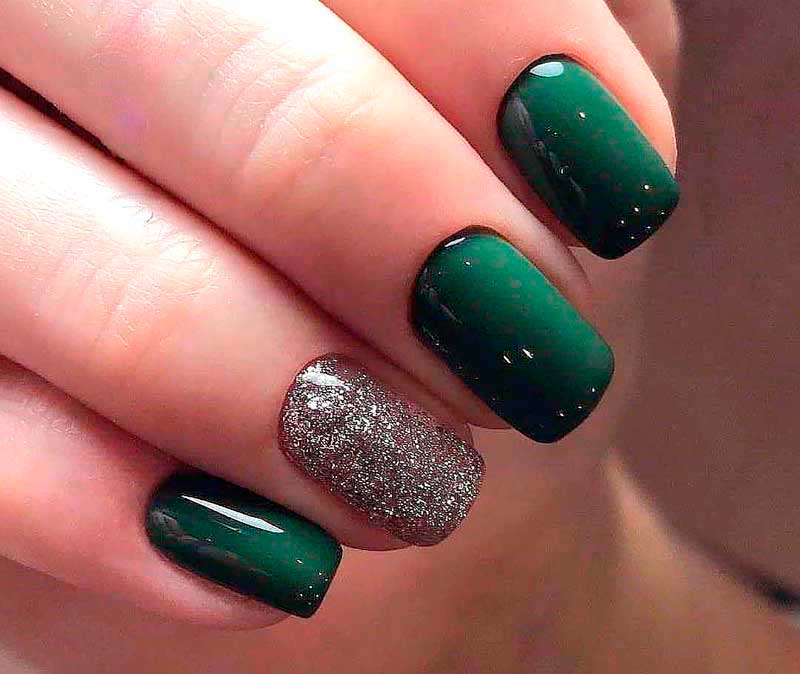 зеленые ногти