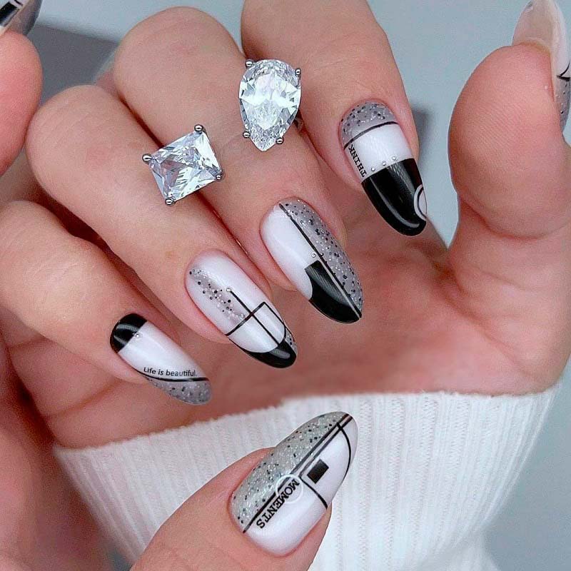 Бело черный дизайн ногтей