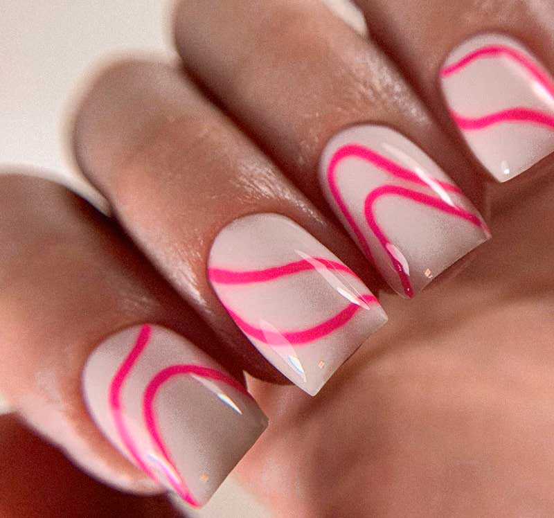 розовый дизайн на ногти